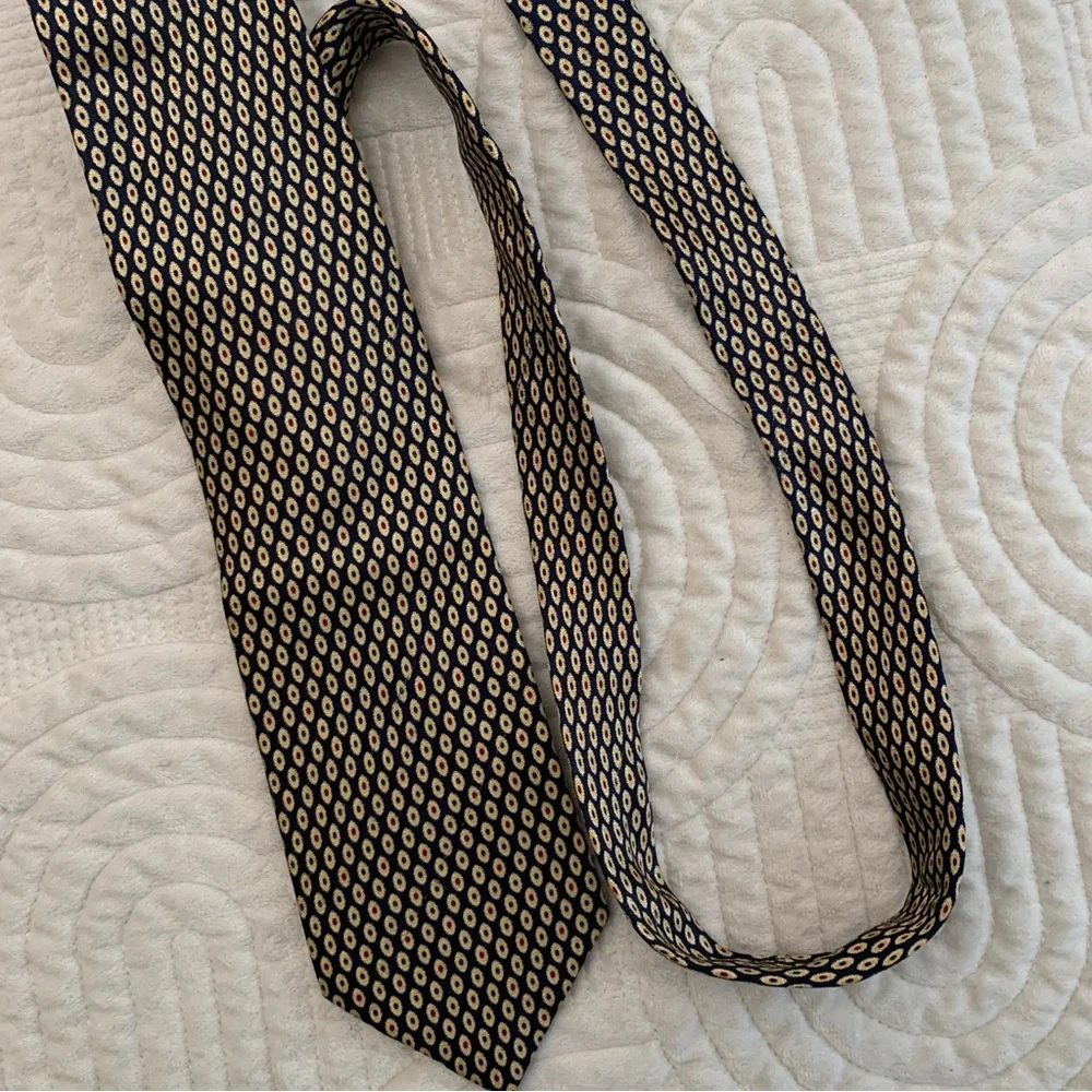 Stanley Blacker Black and Beige Patterned Tie